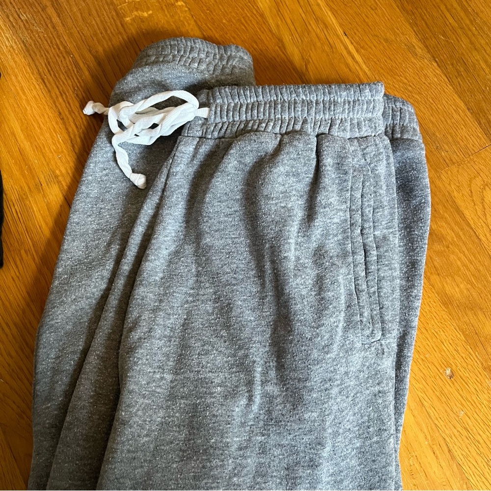 Brandy Melville Heather Gray Sweatpants